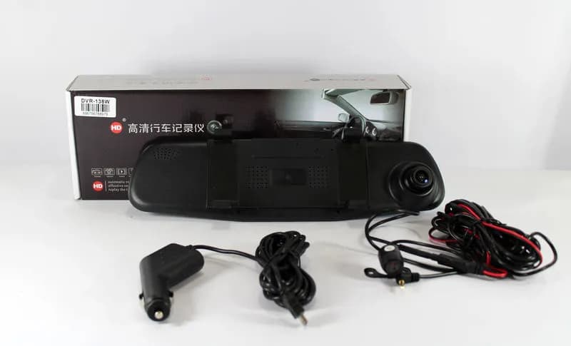 Автомобільний відеореєстратор - дзеркало DVR 138W з камерою заднього виду - зображення 1